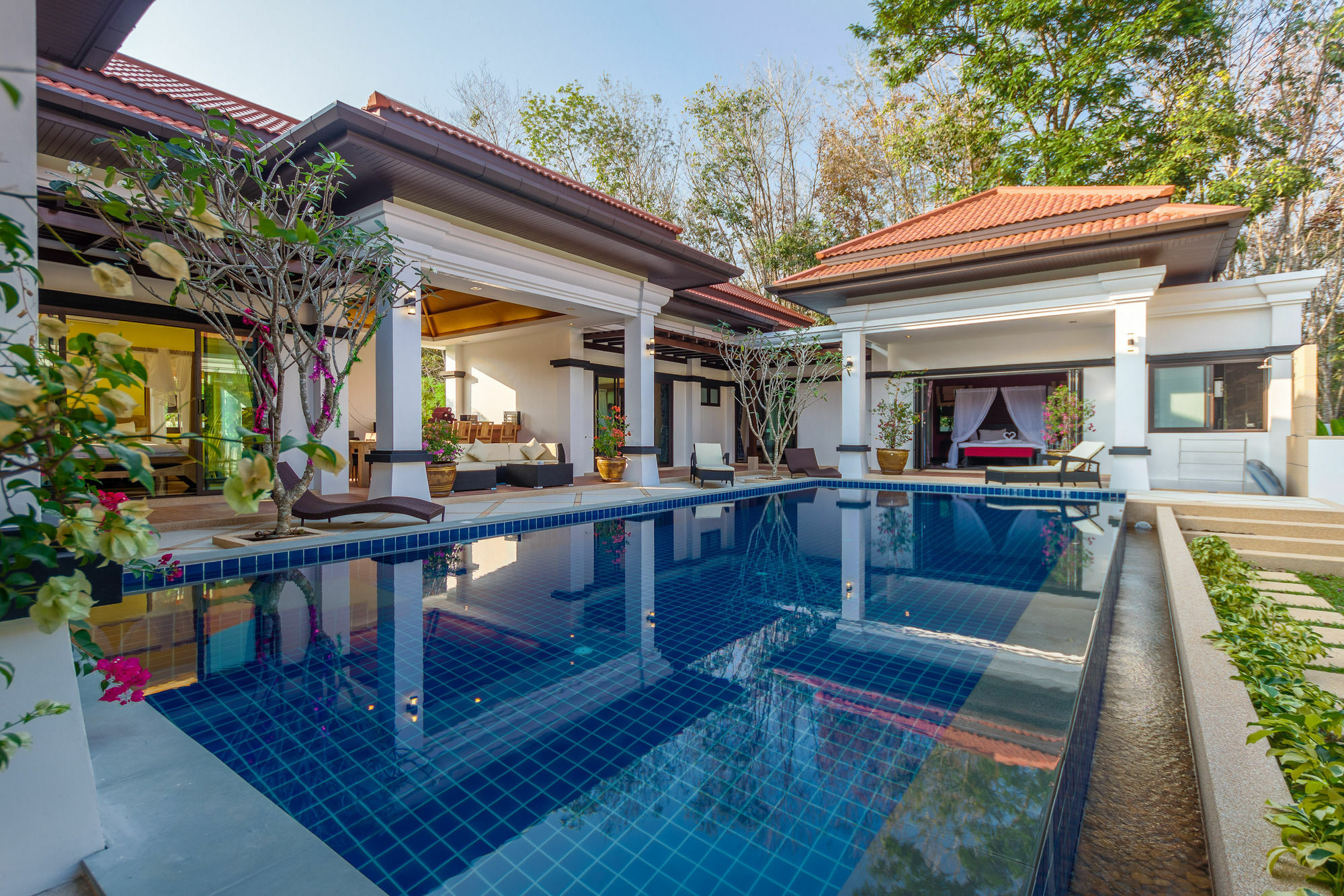 Jewels Villas Phuket Praia de Surin Exterior foto