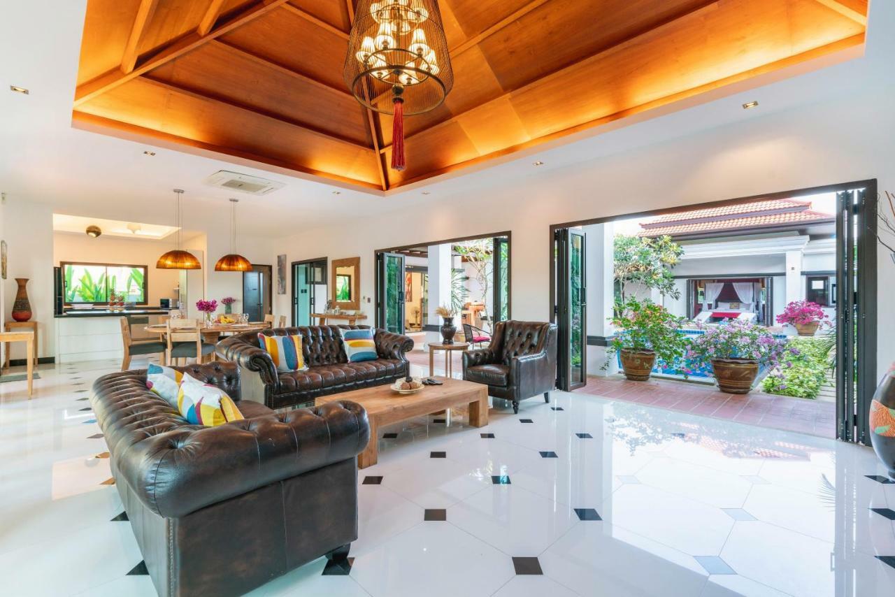 Jewels Villas Phuket Praia de Surin Exterior foto