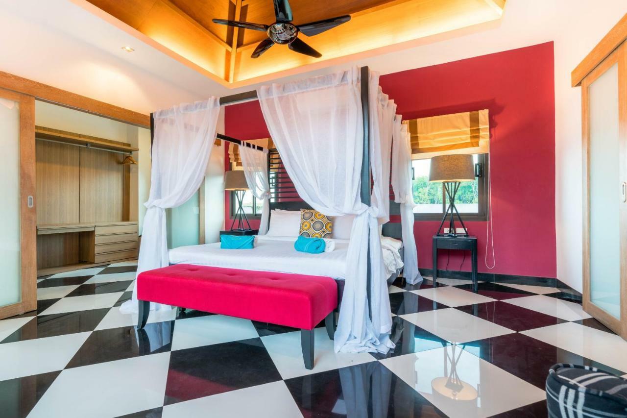 Jewels Villas Phuket Praia de Surin Exterior foto